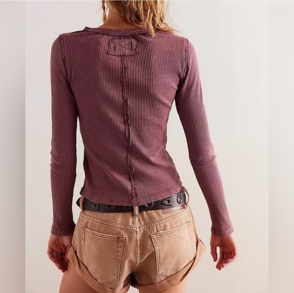 New Free People We The Free Ribbed Slim Cardigan Button Front Minimalist Y2K 90s - Picture 8 of 12